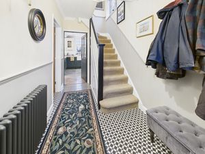 ENTRANCE HALLWAY- click for photo gallery